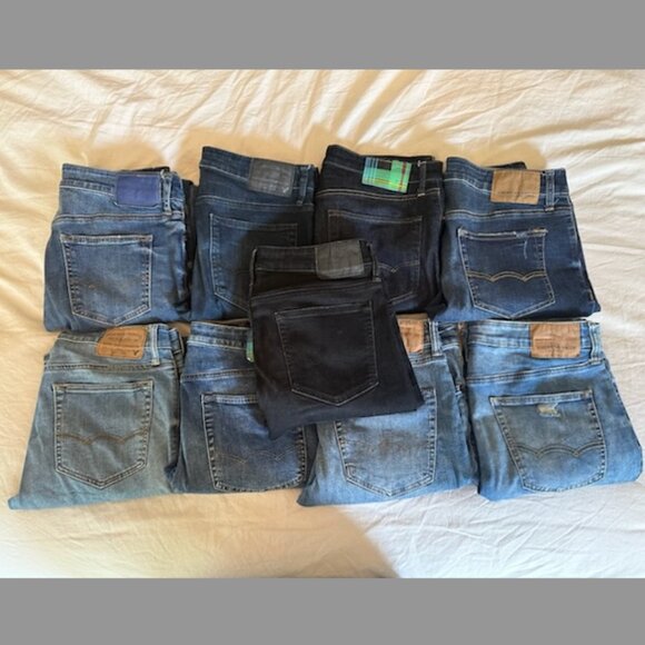 Lot of American Eagle Jeans (9) - 32 X 34 Slim Straight - Picture 2 of 2